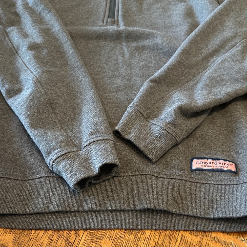 Vineyard Vines Men's Charcoal 1/4 Zip-Up Sweater Sweatshirt Top Sticking Sz S - Picture 4 of 7